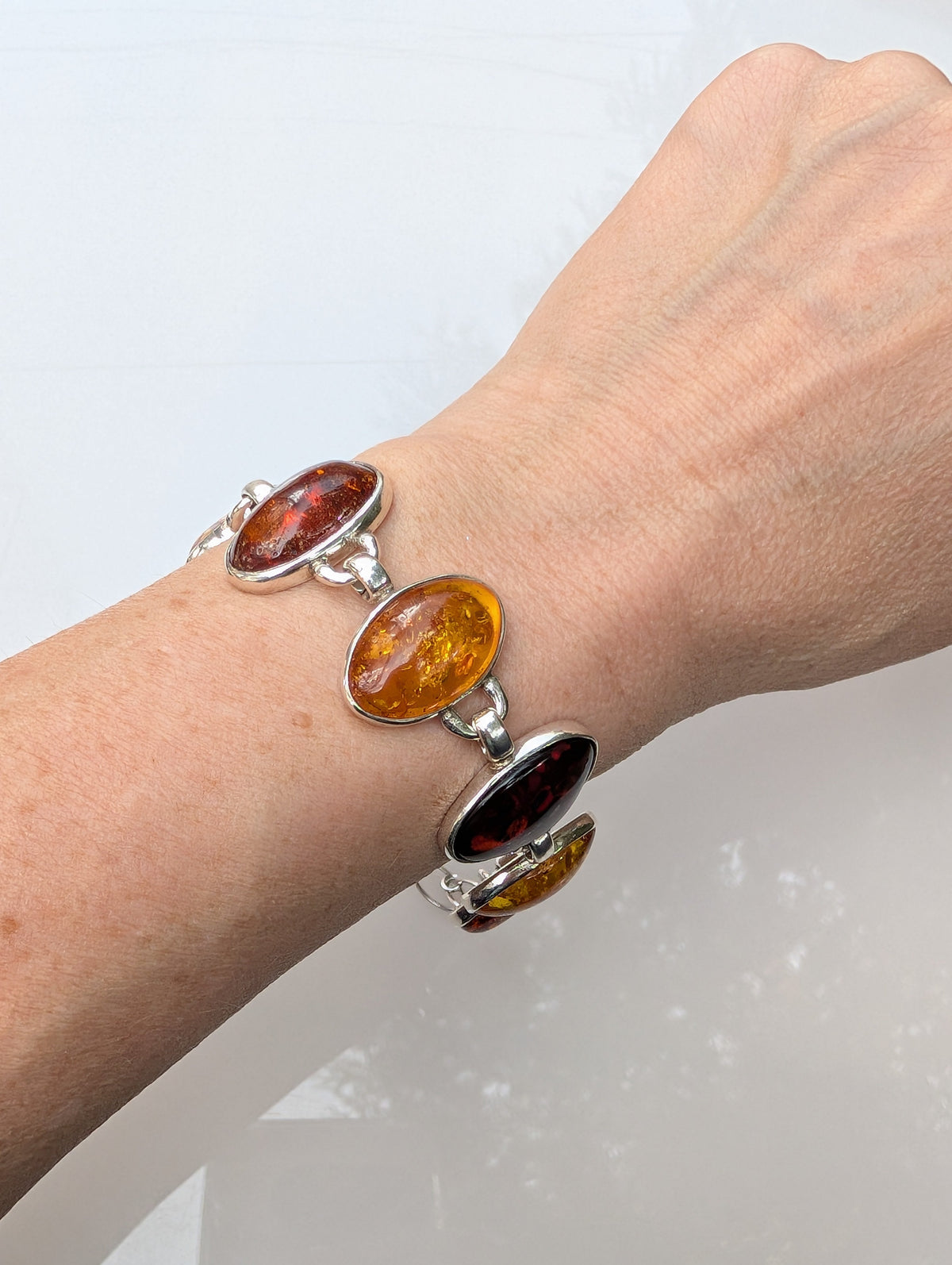 Bracelet en ambre de la Baltique Les Larmes d'Hélia